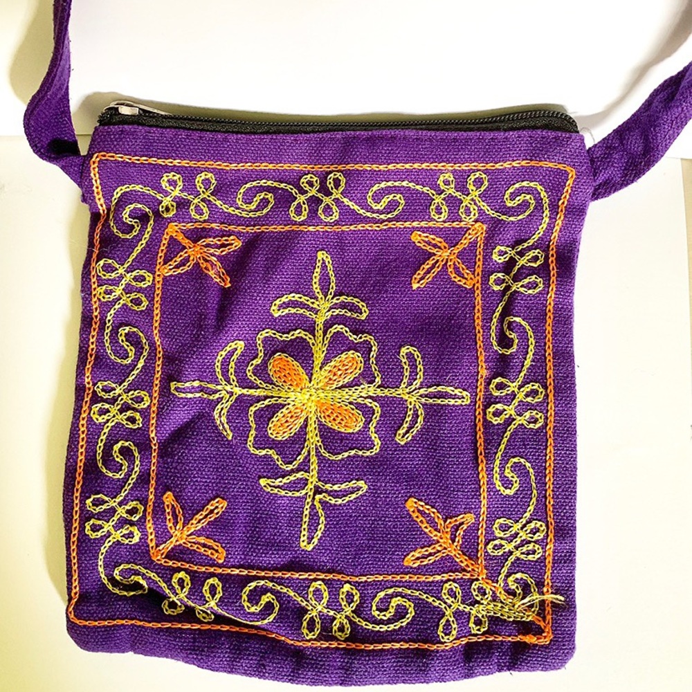 Vintage Embroidered Crossbody Bag